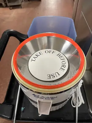 New | in-Stock Tristar Used Tristar Jack LaLanne Centrifugal Deluxe Juice Extractor Machine 120V Restaurant Small Appliances Illinois US | Falcon Restaurant Supply #1375815
