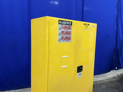 Used JUSTRITE 894500 Cabinets Ohio US | HGR 24 #1185776