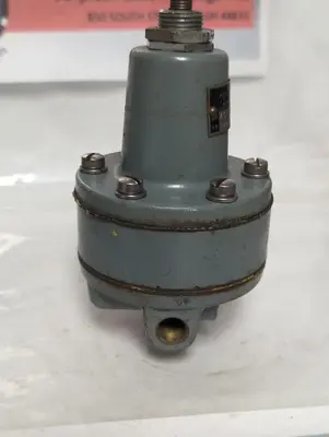 Used NULLMATIC 40-30 Air Pressure Regulators Ohio US | Surplus Asset Holdings #1487283
