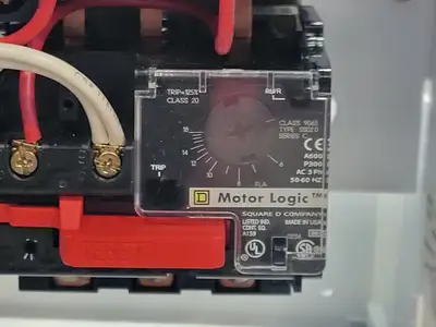 NEW SQUARE D MODEL 6