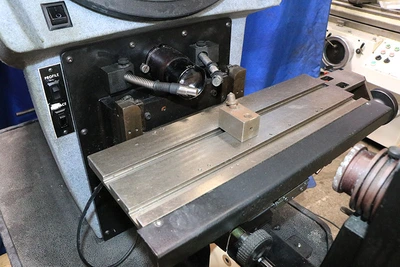 USED 2003 Scherr-Tumico 20-2500, 2003, QC200 DRO w/PROG. GEO. FUNCT., 10X