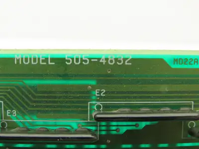 Siemens 505-4832 Digital Output Module PLC Rack E-Stand 110/220 AC Output
