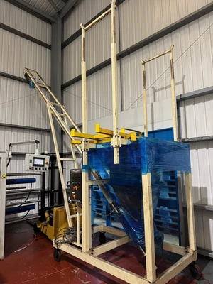 Spiroflow 1 ton Big Bag Discharge unit with elevator