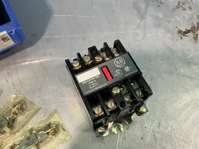 Used ALLENBRADLEY 700N400A1 Misc Electrical & Power Parts Ohio US | HGR 24 #1478166