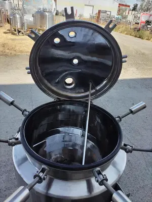 Tank, 39 Gallon (150 Liter), 316 Stainless Steel, Jacketed, Agitated, 45 PSI, Full Vac, #5991490
