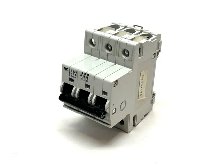 Used BBC S223-K6A Circuit Breakers Michigan US | Maverick Industrial Sales #1459745