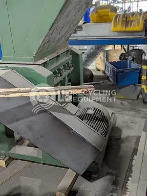 USED IN GREEN 25 HP GRANULATOR