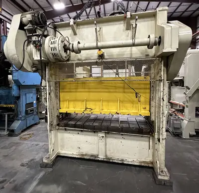 USED NIAGARA NIAGARA SC2-300-120-48 PRESS