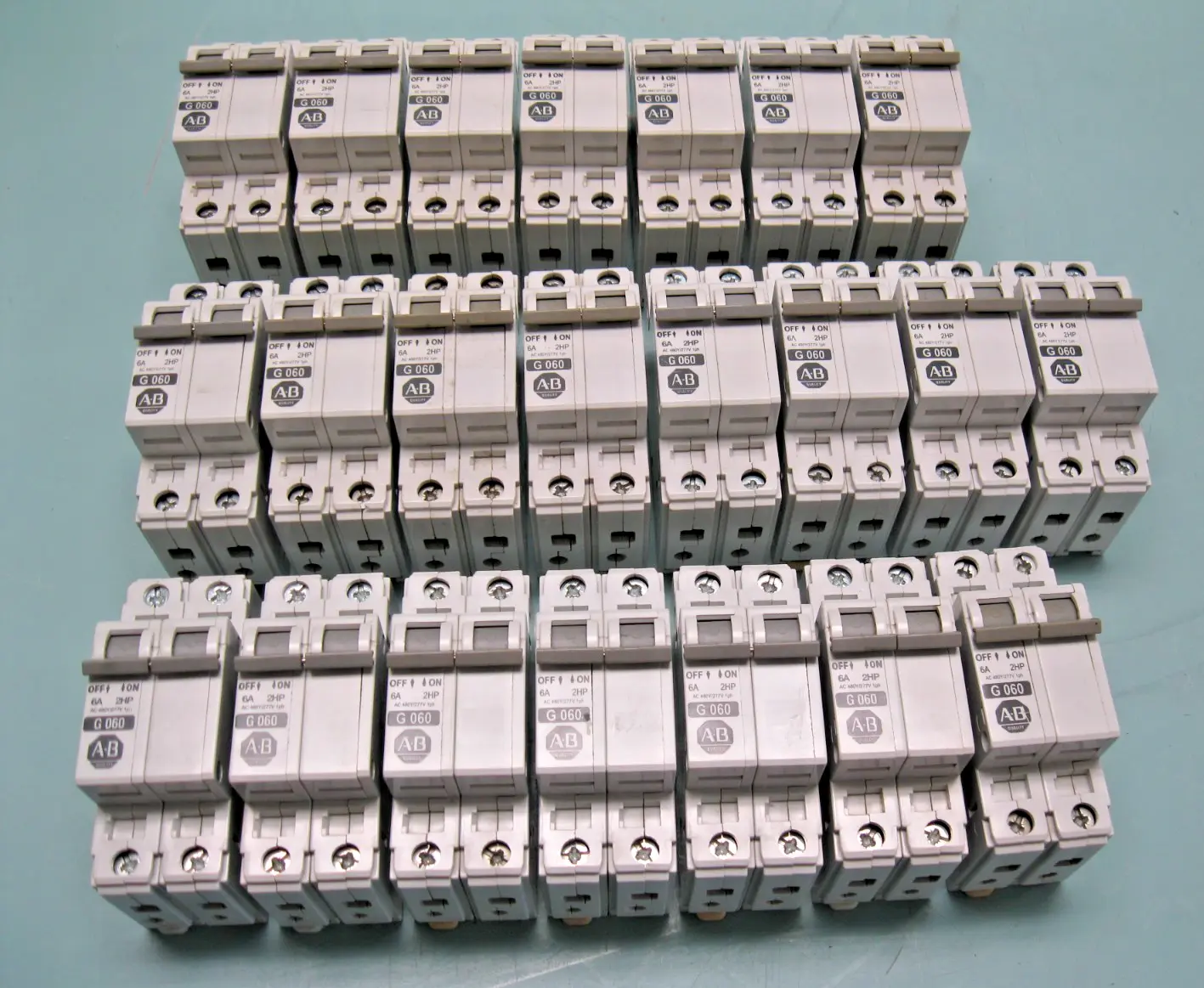 USED Allen-Bradley 1492-CB2