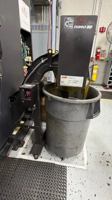 2011 DOOSAN HC 400 Horizontal Machining Centers | Tight Tolerance Machinery (9)