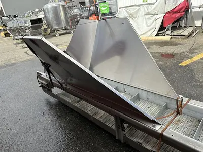 21' Incline Modular Conveyor