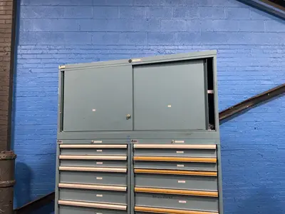 Used LISTA _UNKNOWN_ Cabinets Ohio US | HGR 24 #1407587