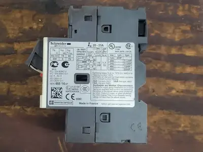 Used SCHNEIDER ELECTRIC GV2ME22 Switchgears British Columbia CA | Lenmark #242048