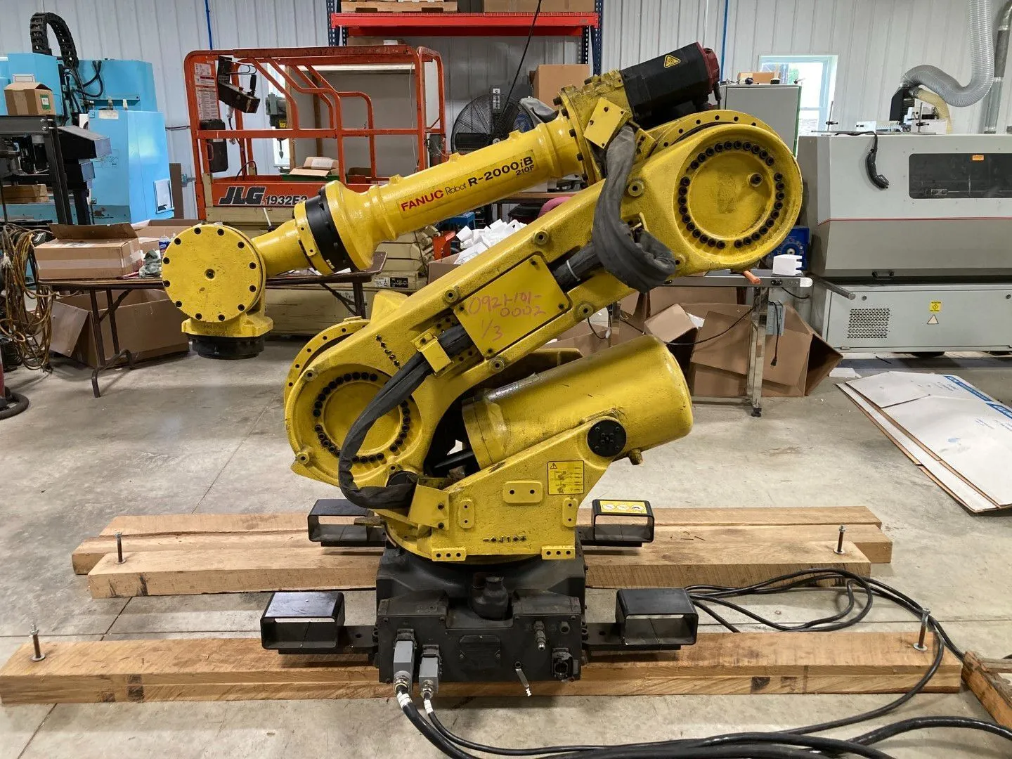 USED 2009 FANUC FANUC R2000IB/210F