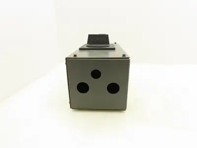 Fanuc A05B-2400-C402 Circuit Breaker Box Rotary Disconnect Switch 20A 3P