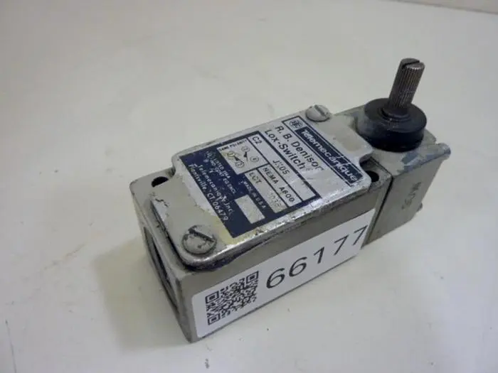USED TELEMECANIQUE C2 JK05