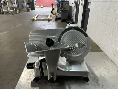 USED GLOBE G12