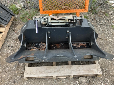 Used ARTEER SS-1500G HEAVY DUTY HYDRAULIC WINCH SKID STEER ATTACHMENT Winches Michigan US | Miedema Asset Management Group #1579257
