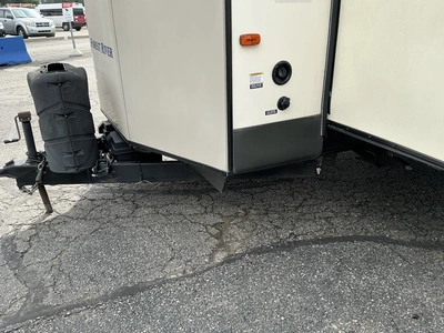 Used 2017 WILDWOOD LODGE 394FKDS Campers, Caravans, Motorhomes Michigan US | Miedema Asset Management Group #1402838
