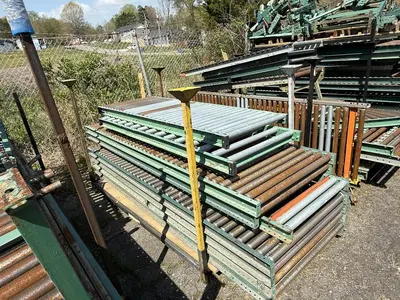 LOT OF ROLLER CONVEYOR
