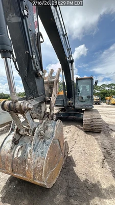 Used 2024 HYUNDAI HX210AL Excavators North Carolina US | National Equipment Dealers #1422291