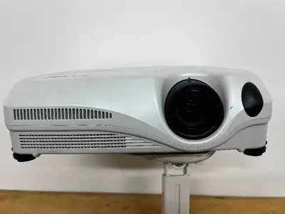 3M X75 Multimedia Projector with Ceiling Mount