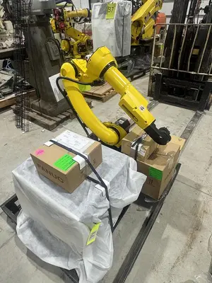 New | in-Stock 2023 FANUC FANUC ARCMATE 100ID/10L Robots Michigan US | Aucto #1332220