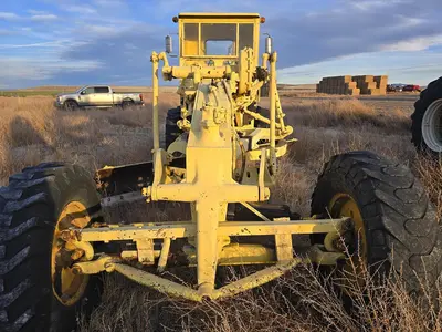 Caterpillar 12' Motor Grader