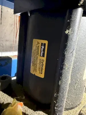 3,000 PSI LEADER ENGINEERING FABRICATION HEAT PRESS. STOCK #0432026