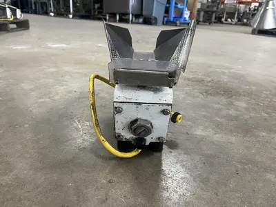 Used 1995 ERIEZ MFG. CO. KHS-5 Vibratory Conveyors British Columbia CA | Steep Hill Equipment Solutions #1354962