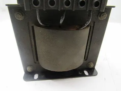 Aihara YS-200 200/220V Primary 110V Secondary 200 VA 50/60Hz Transformer