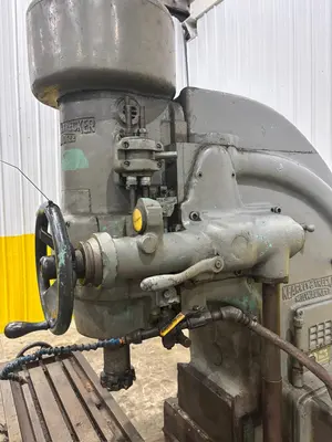 #3 KEARNEY & TRECKER MILWAUKEE MODEL #3 VERTICAL MILLING MACHINE 64" x 13" x 10 HP: YOBRO #24458