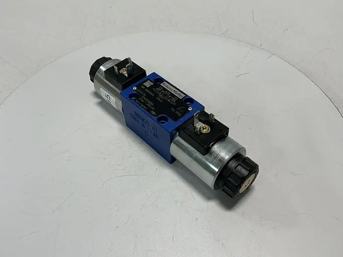 Used KRAUSS MAFFEI R900934614 Valves/Fittings Michigan US | Ideal Machinery #694007