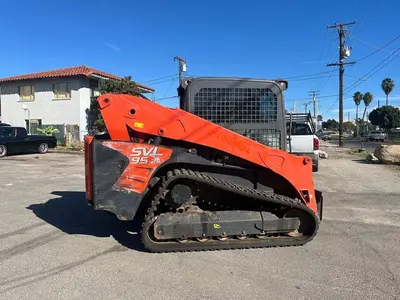 USED 2022 KUBOTA SVL95-2S