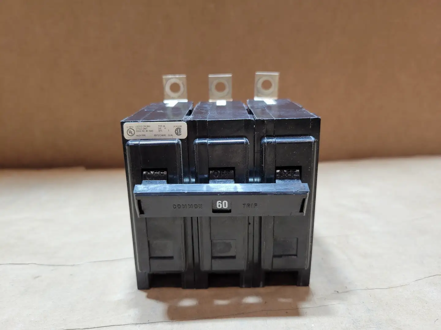 Used CUTLER-HAMMER BAB3060H Switchgears British Columbia CA | Lenmark #835714
