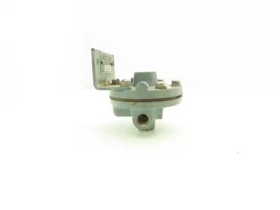 Moore Products 7135S5 62V 1/4" Pneumatic Constant Differential Relay