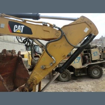 USED 2019 CATERPILLAR 349D2L