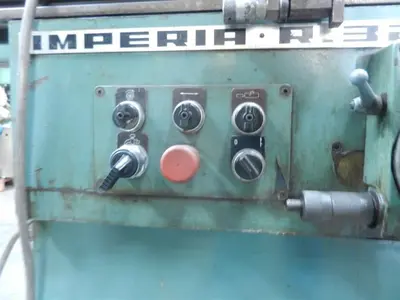 USED IMPERIA R32
