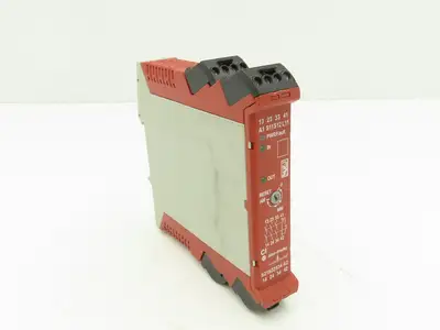 Allen Bradley 440R-S13R2 Guardmaster Multi-Function Safety Module Ser A 200
