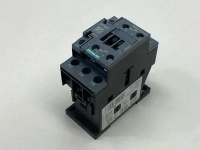 3RT2325-1AB00 | Siemens  SIRIUS Contactor 4-Pole 35A 400V - Used