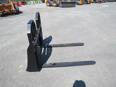 New | in-Stock 2026 ZIMMERMAN 48 Pallet Forks Pennsylvania US | Zimmerman Farm Service #1410409