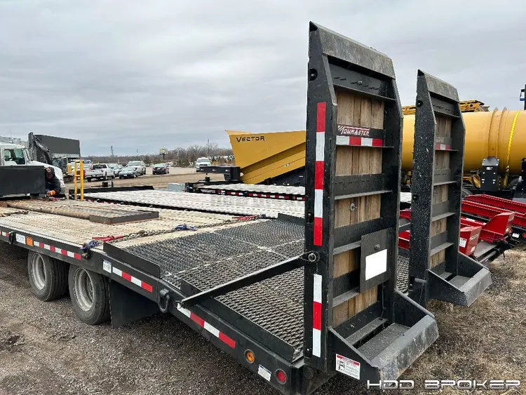 Used 2023 TOWMASTER 2023 TOWMASTER / CONTRAIL T-40LP Lowboy Trailers Florida US | HDD Broker #1346987