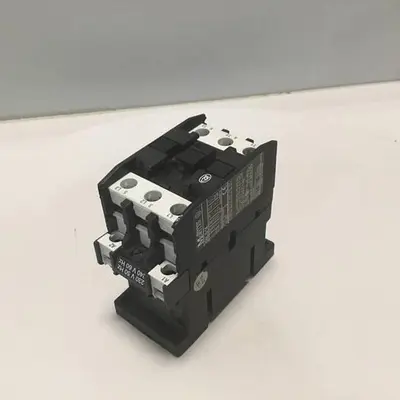 USED KLOCKNER MOELLER DIL0M