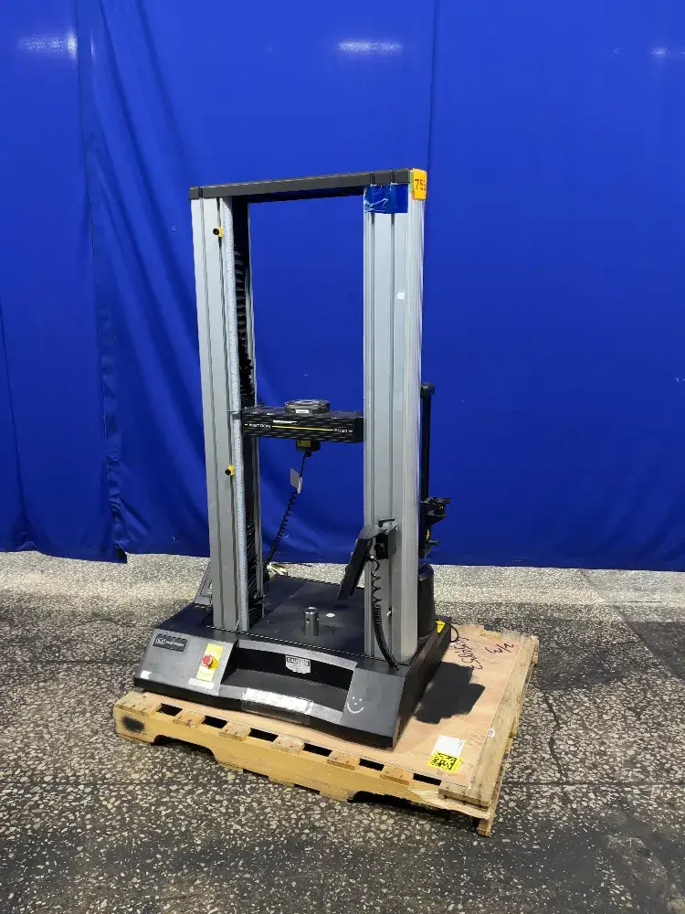 USED INSTRON 5564STANDARD