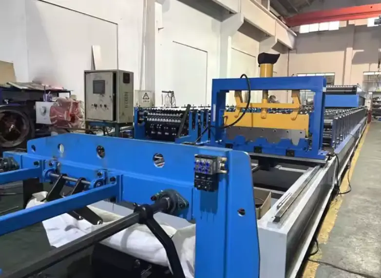 Dovetail Deck Roll Forming Machine – UAE