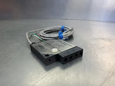 Banner SM512LBFOV 10-30VDC LED Scanner Module. 5E-17