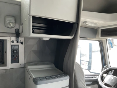 Used 2012 VOLVO VNL 6X4 Conventional trucks Michigan US | Miedema Asset Management Group #1476614