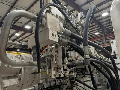Used 2010 KRAUSS MAFFEI CXZL 650-3000/1400/750  3-COLOR Injection Molding Machines California US | Machinery Network #1455608