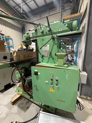 Used ACCUTEC 2500M Universal Mills Alberta CA | Merchant Machine Tools Inc #1513707