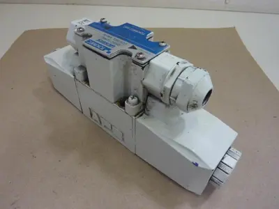 USED VICKERS DG4V32CMP7H750